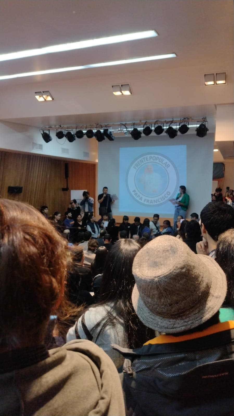 informe-sobre-el-acto-del-frente-villero-papa-francisco